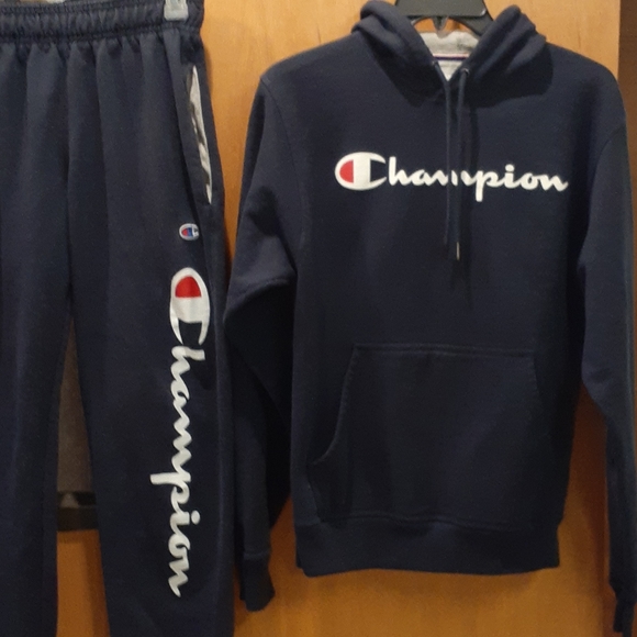 Champion Other - Champion sweatsuit size small